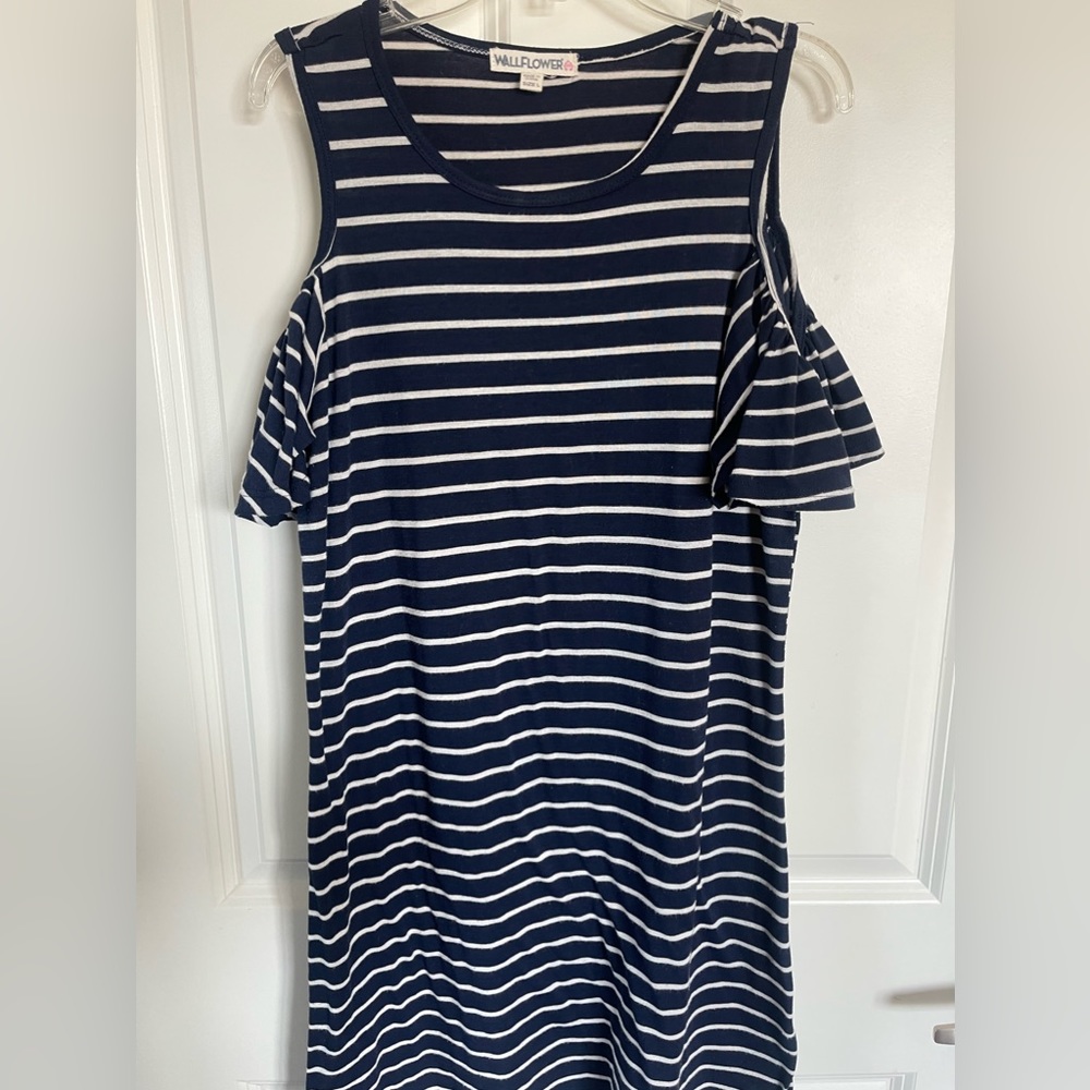 Cold shoulder dress dark blue
